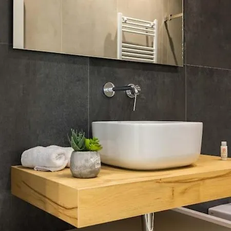 Luxury Jacuzzi Diana 公寓 巴勒莫