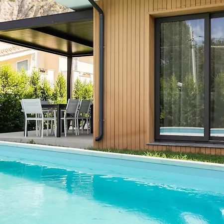 Luxury Jacuzzi Diana *