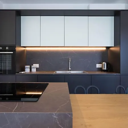 Luxury Jacuzzi Diana * 巴勒莫