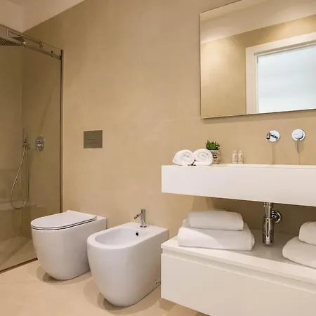 Luxury Jacuzzi Diana